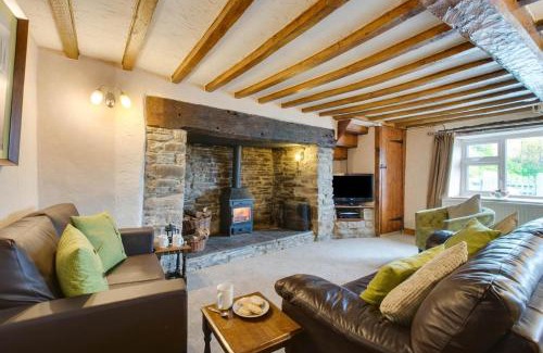 Builth Wells House | Caer Mynach Cottage