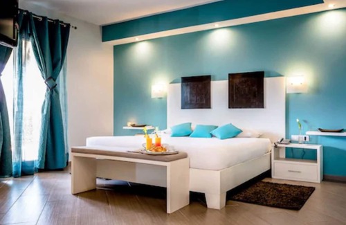 Dakar-Plateau Hotel | Café de Rome