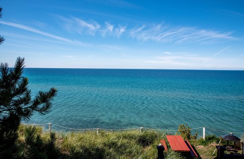 Frankfort House | Cair Paravel, Lakefront family cottage with spectacular views, private beach