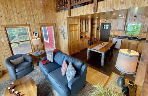 Lutsen House | Cairn Cottage on Lake Superior's North Shore!
