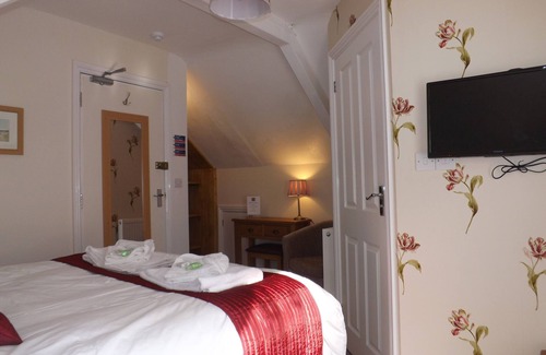 Hele Bed & Breakfast | Cairn House