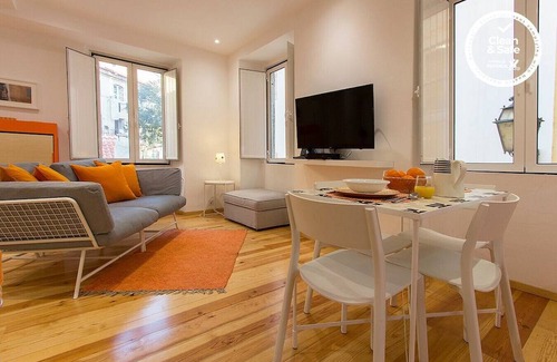 Misericordia Apartment | CAIS SODRÉ DUPLEX by HOMING