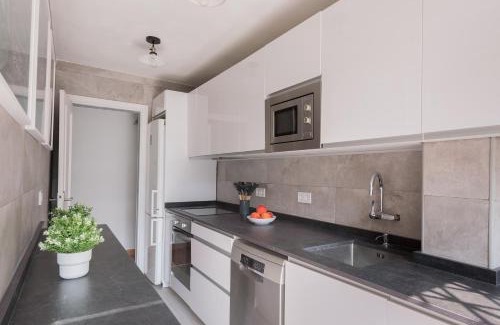 San Fermin Apartment | Caja Mágica Alquiler de Temporada