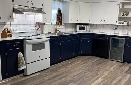 Breaux Bridge House | Cajun Rose Breaux Bridge