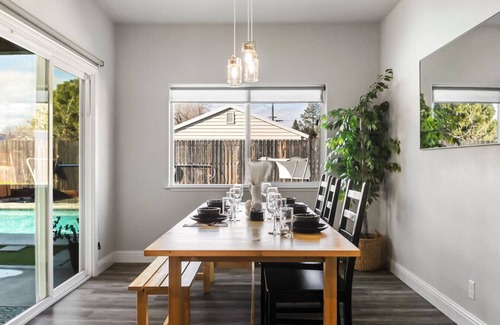 Chico Apartment | Cal King Hi-tech Vaca Pool Home | Ideal 4 Families