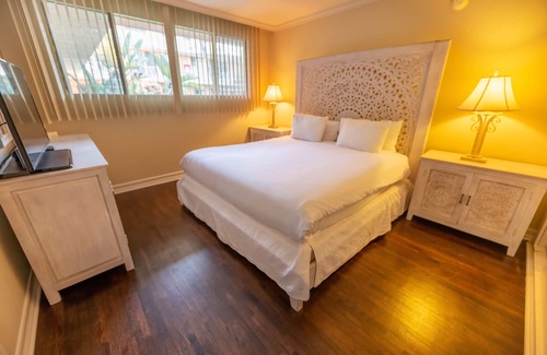 Wilshire Montana Hotel | Cal Mar Hotel Suites