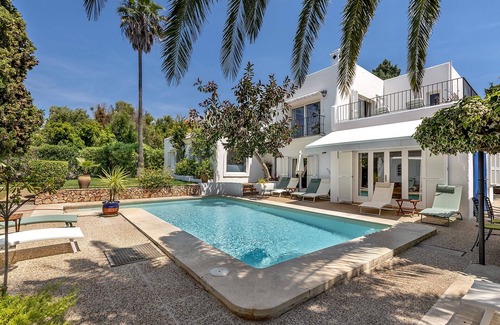Cala d'Or Villa | CALA D'OR STUNNING PRIVATE VILLA + BUNGALOW 10 MIN WALK TO BEACH!