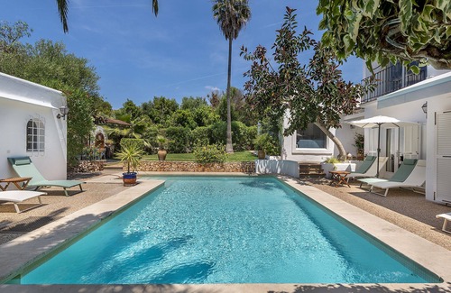 Cala d'Or Villa | CALA D'OR STUNNING PRIVATE VILLA + BUNGALOW 10 MIN WALK TO BEACH!