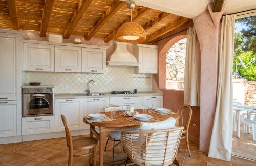 Abbiadori House | [CALA DI VOLPE] Vista Mare e Piscina
