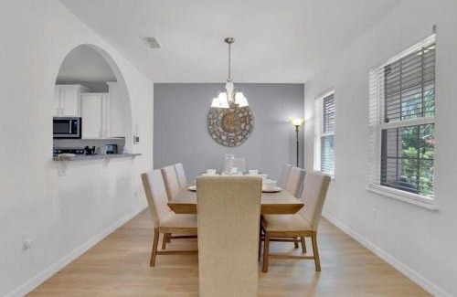 Calabria House | Calabria Lakeside Villa With Pool And Spa Near Disney