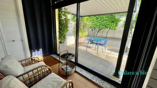 Cuges-les-Pins Apartment | Calanca blu : grand appartement