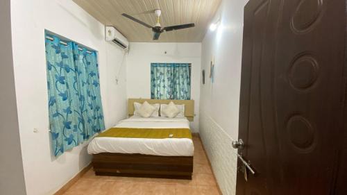 Saunta Vaddo Hotel | Calangute Beach way 4bhk casa villa
