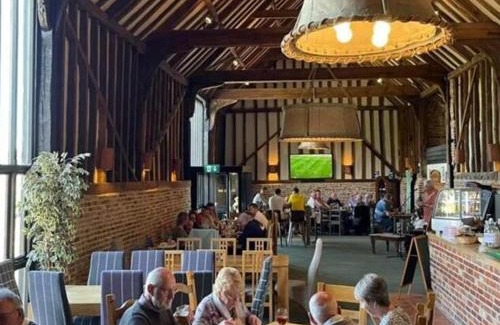 Fritton House | Caldecott Hall Country Park - Holiday Accommodation 21586