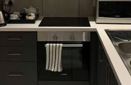 Menlo Park Apartment | Caldesmo Private Apartment in Menlo Park near Menlyn
