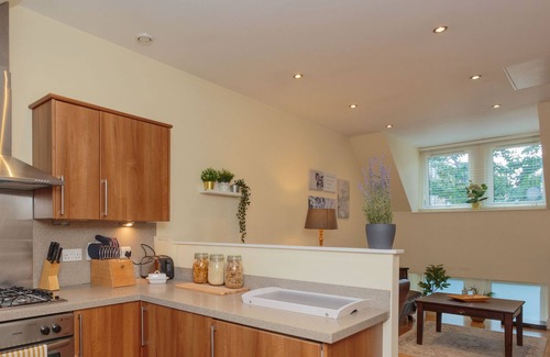 West End Apartment | Caledonian Road Lovely 1 bed Apartment