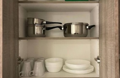 Calgary House | Calgary Cozy Nest | 2BR Suiten