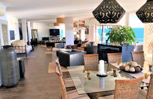 Santiago Bed & Breakfast | CALI Deluxe Holidays, Sesimbra