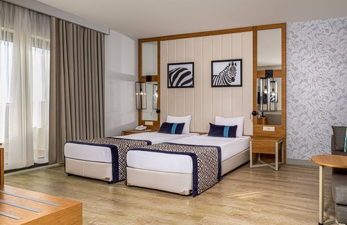 Cenger Hotel | Calido Maris Hotel