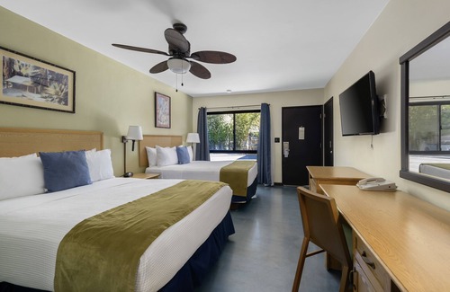 Palm Springs Hotel | Caliente Tropics Hotel