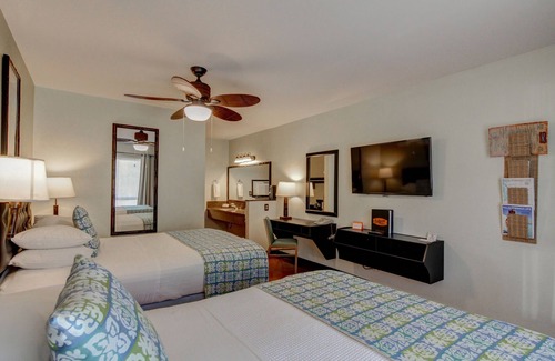 Palm Springs Hotel | Caliente Tropics Hotel