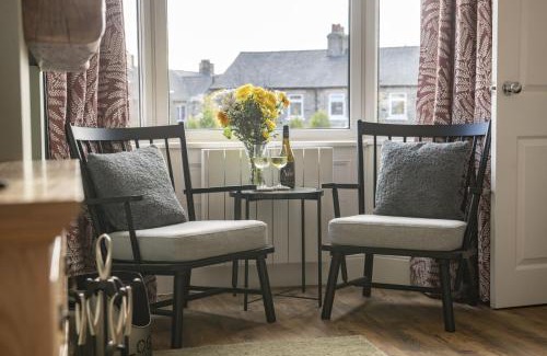 Barnard Castle House | California Cottage