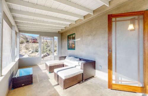 Weldon House | California Dreaming in the Mountains