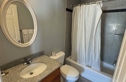 Vallejo Hotel | California Motel Vallejo Napa Valley