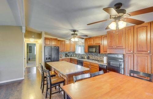 Pumpkin Center House | California Vacation Rental w/Full Kitchen & Yard!