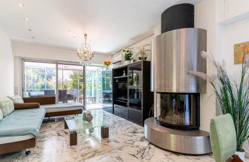 Biot House | Californian villa with pool in Biot