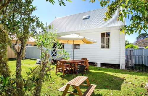 Callala Beach Cottage | Callala Cottage - 4 Mins Walk to Beach