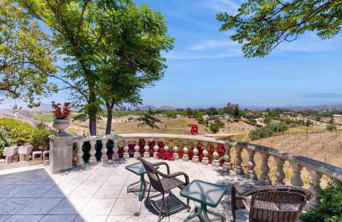 Temecula House | Calle Cancion Charms