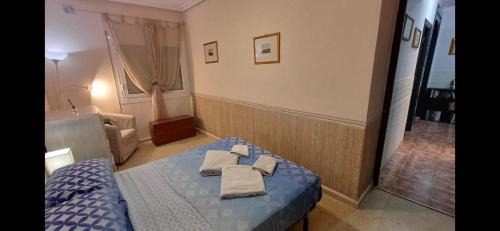 Santiago de la Ribera House | Calle Dr Fleming 3 bedroom home for 6 people