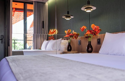 Zona Rosa Hotel | Calle Flora Hotel by Jalo