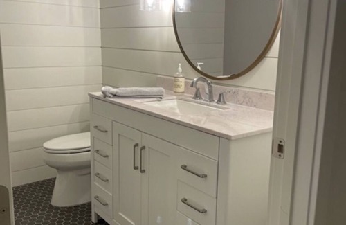 Pickerel House | Calm Bay Cottage