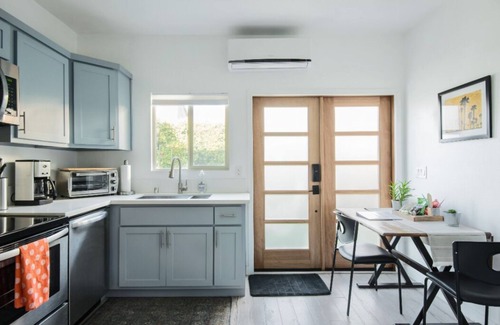 Mar Vista House | Calm Casita - A Modern Wellness Sanctuary
