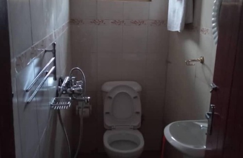 Jinja Bed & Breakfast | Calm river inn