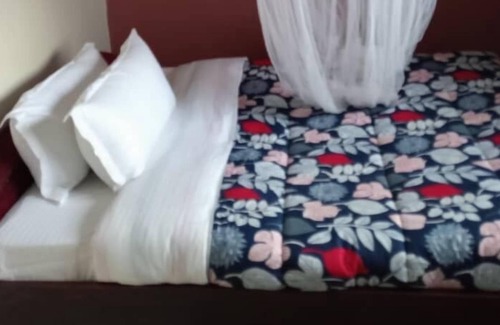 Jinja Bed & Breakfast | Calm river inn