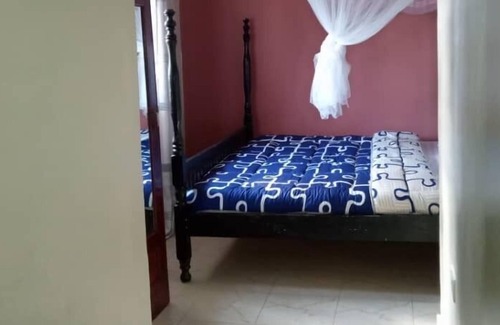Jinja Bed & Breakfast | Calm river inn