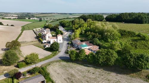 Floirac Villa | Calme et authenticité à Floirac