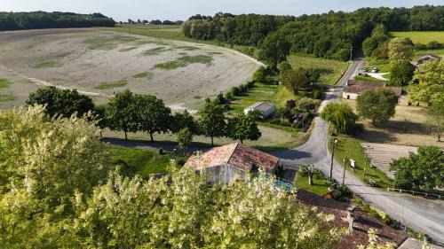 Floirac Villa | Calme et authenticité à Floirac