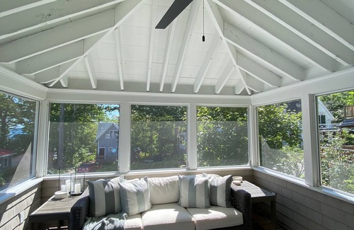 Bayside Cottage | Calming Bayside Cottage with Water Views