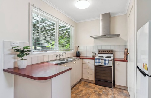 Warburton House | Calming bush surrounds, relaxing creek sounds!
