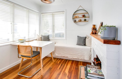 Napier Cottage | Calming coastal cottage in Napier