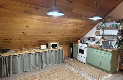 Franklin County Apartment | Calming lake front studio that is newly renovated with travelers needs in mind.
