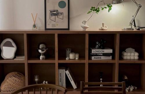 Chunghyeon-dong Apartment | Calming place, Seoul #2