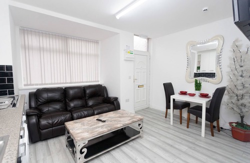Harehills Apartment | Calvin House Apartments