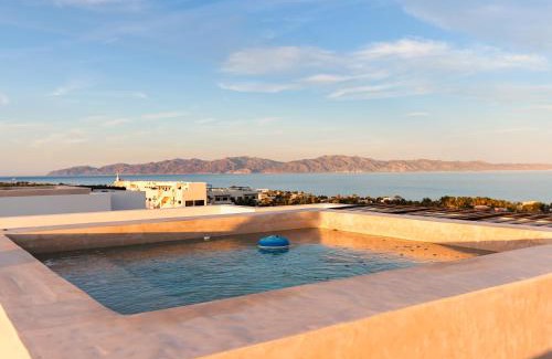 La Ventana Apartment | Calypso 303