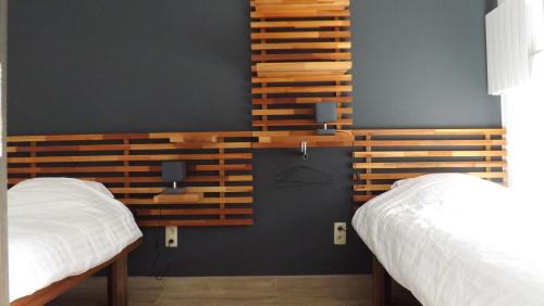 Westouter House | Calypso Massimo