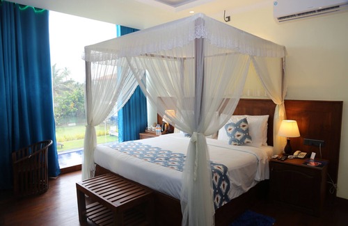 Iranawila Hotel | Calypso Sunset Beach Hotel
