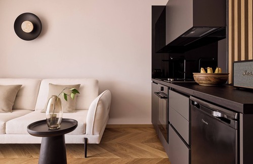 Vouliagmeni Apartment | Cama Luxury Suites Kavouri
